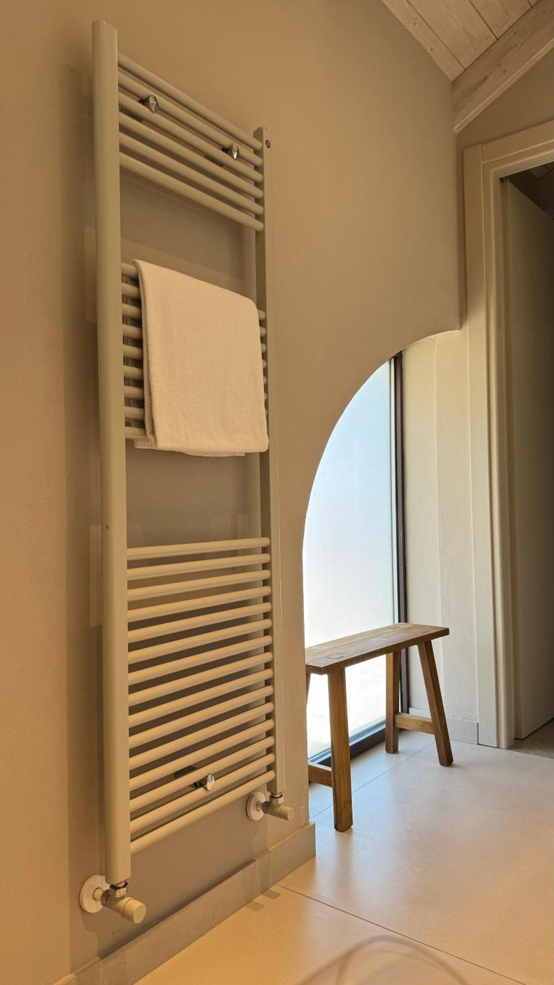 Il Grecale - E Guest house *